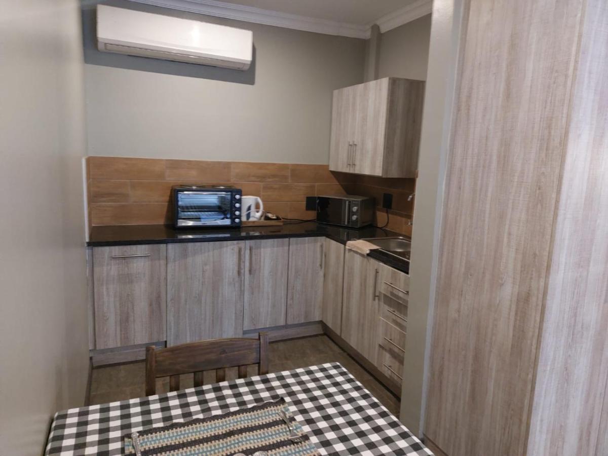 Wisteria Lane Guesthouse Postmasburg Kültér fotó