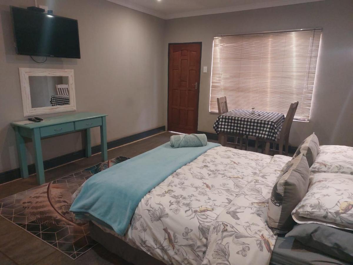 Wisteria Lane Guesthouse Postmasburg Kültér fotó