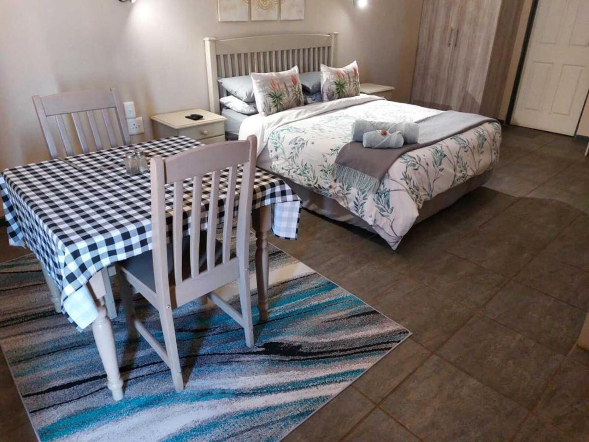 Wisteria Lane Guesthouse Postmasburg Kültér fotó